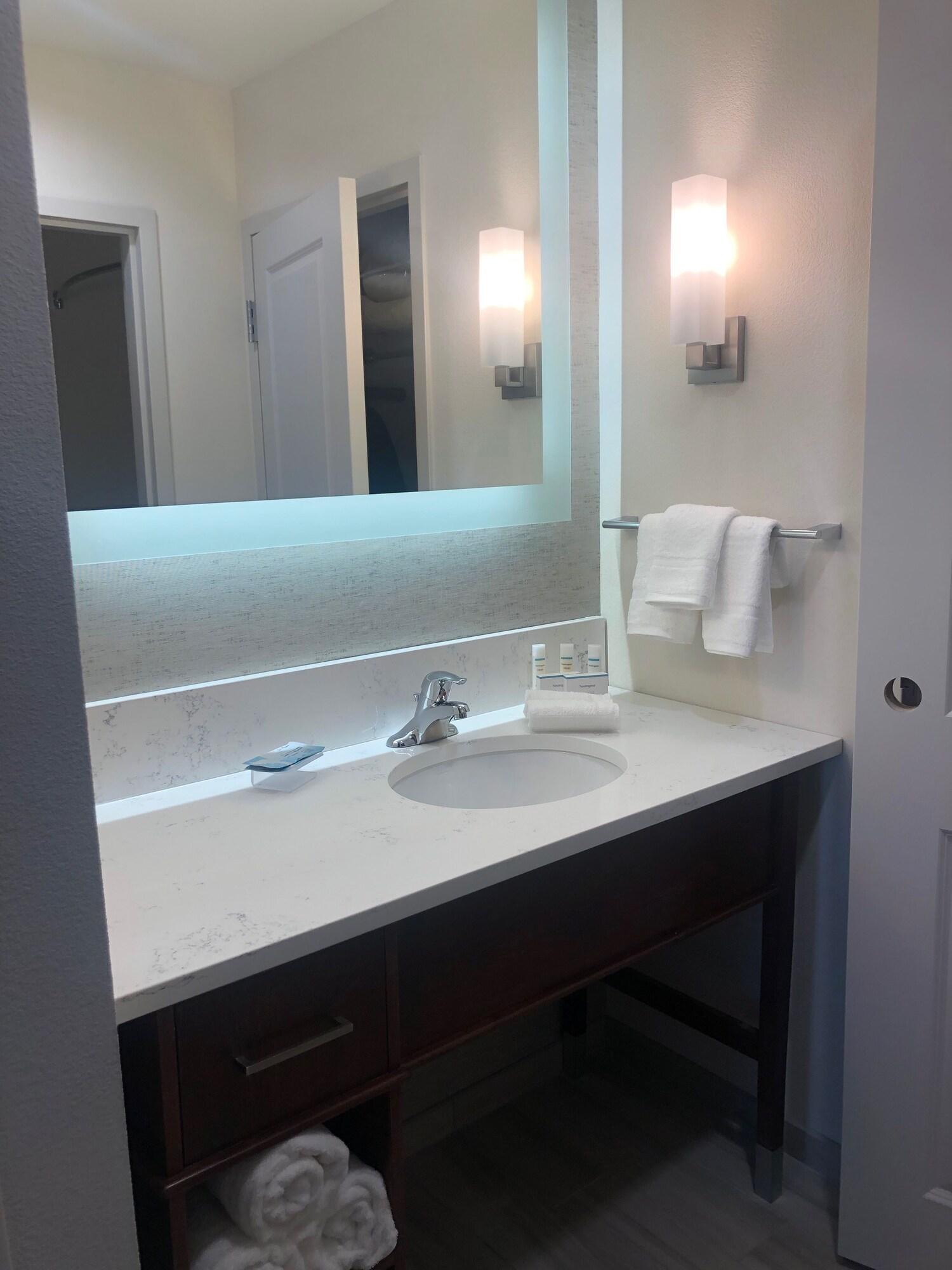 Homewood Suites By Hilton Salt Lake City Airport Экстерьер фото